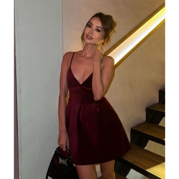 NWT ZARA SHORT VELVET DRESS VOLUMINOUS - Picture 16 of 17